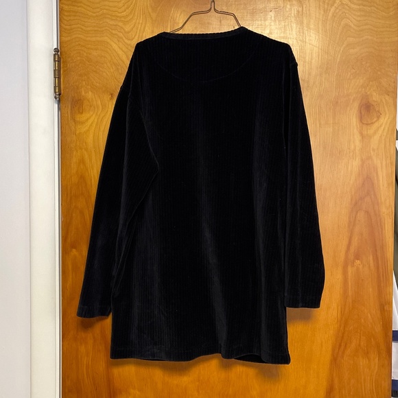 Vintage TALBOTS Black Velvet Jacket Size M Mother of Pearl Buttons - Picture 3 of 4